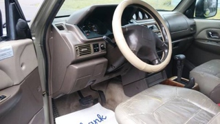 Illustration for article titled This 2000 Mitsubishi Montero Endeavor Asks $4,650, Looks Butch Doing It